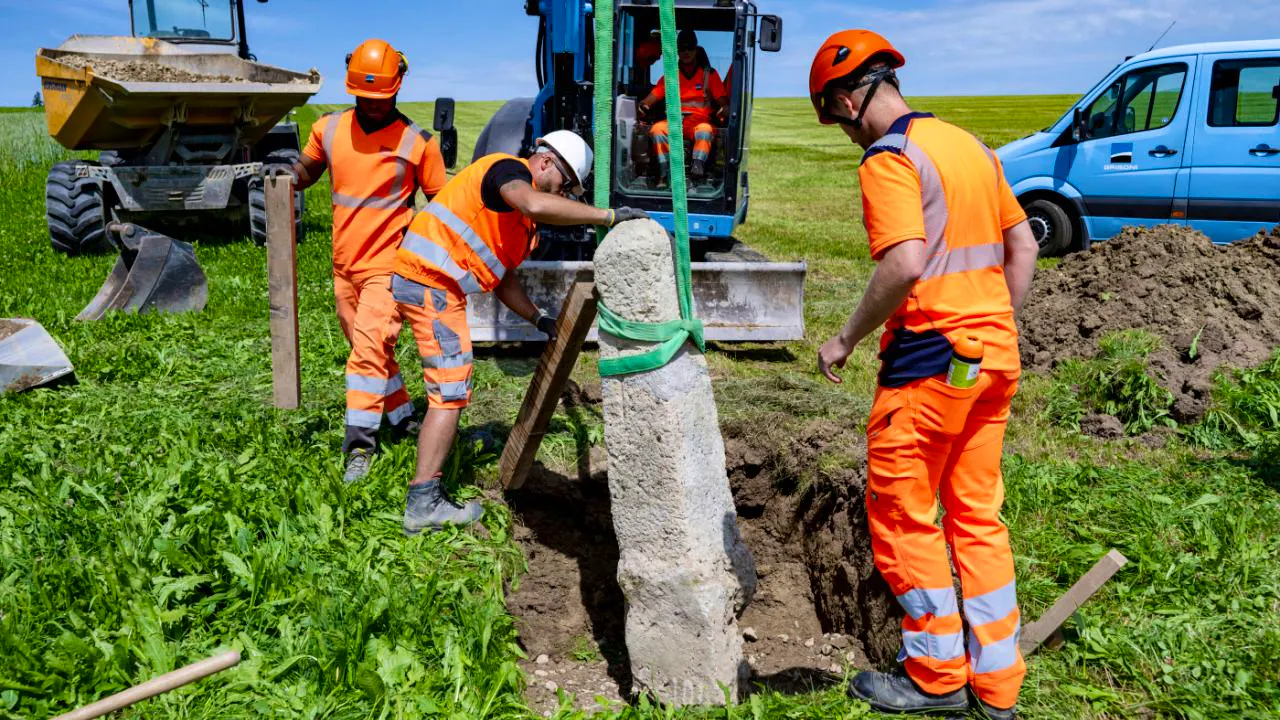 Border Adjustment. Fribourg and Vaud Make Minor Adjustments to Their Cantonal Border