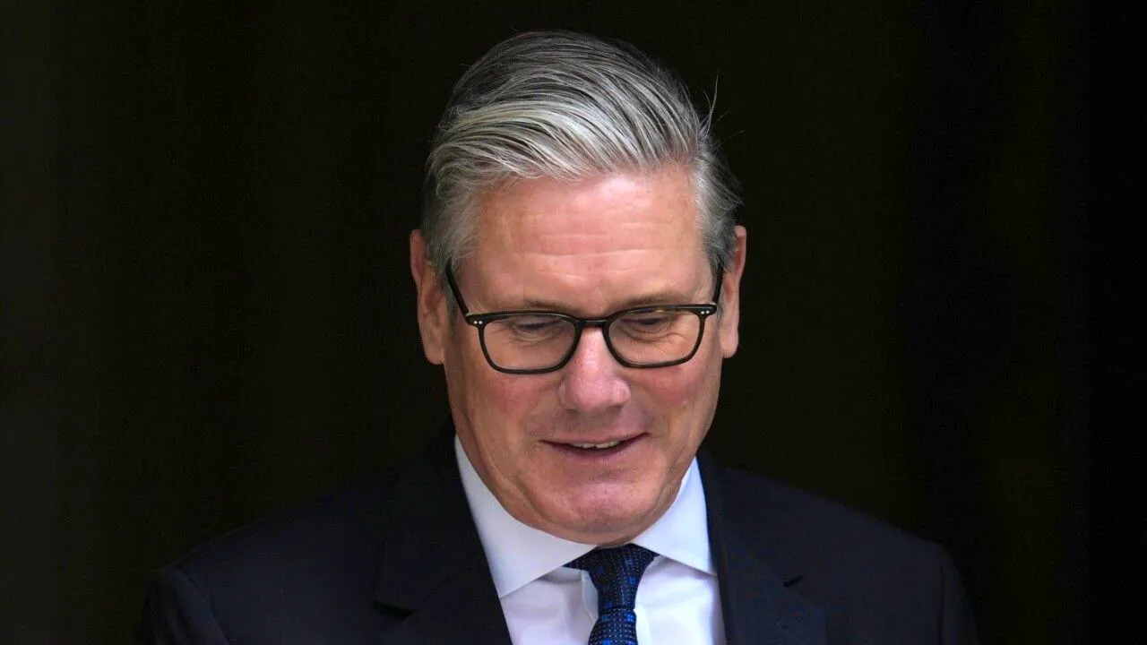 Grossbritannien. Starmer sieht Parteirivalen Burnham in britischer Regierung