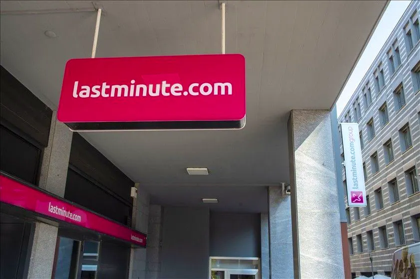 News. Lastminute punta su IA e taglia