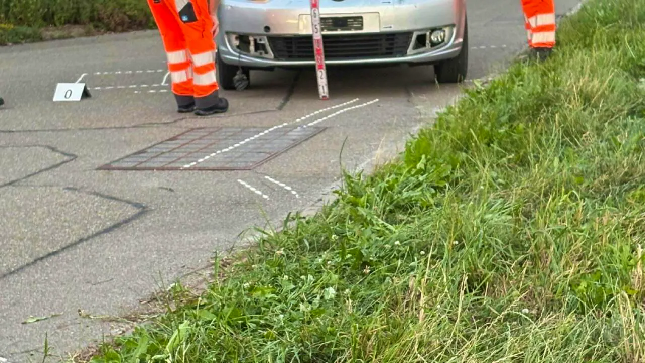 Traffic Accident. Cyclist Seriously Injured After Collision with Car in Benken, ZH