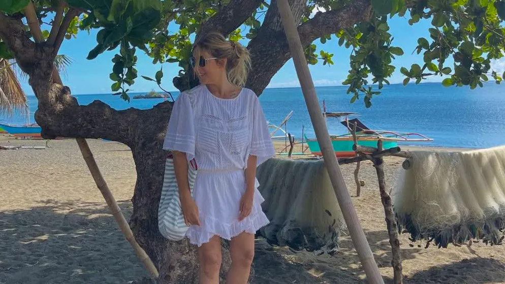Lì per «L'Isola dei Famosi». Selvaggia Lucarelli spiazza i follower dalle Filippine: «Non me l'aspettavo»
