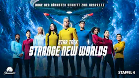 Key Art zur Science Fiction Serie «Star Trek: Strange New Worlds» mit der Crew der USS Enterprise vor einem Raumschiff.